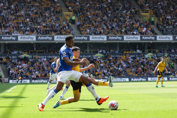 着新一代球 着新一代球