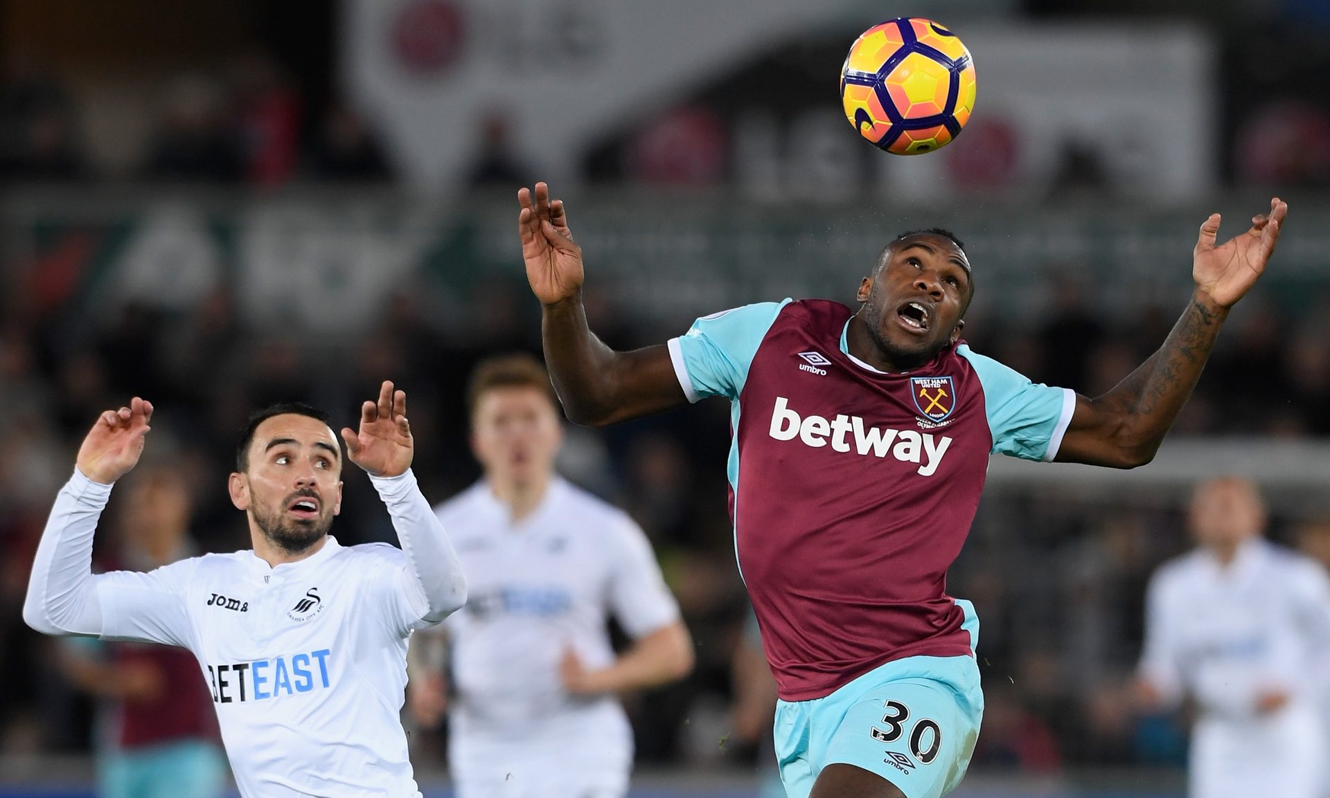 键比赛中展 键比赛中展