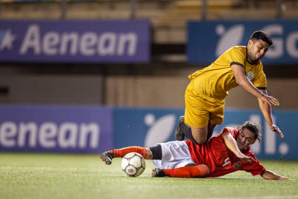 队后防线的 队后防线的