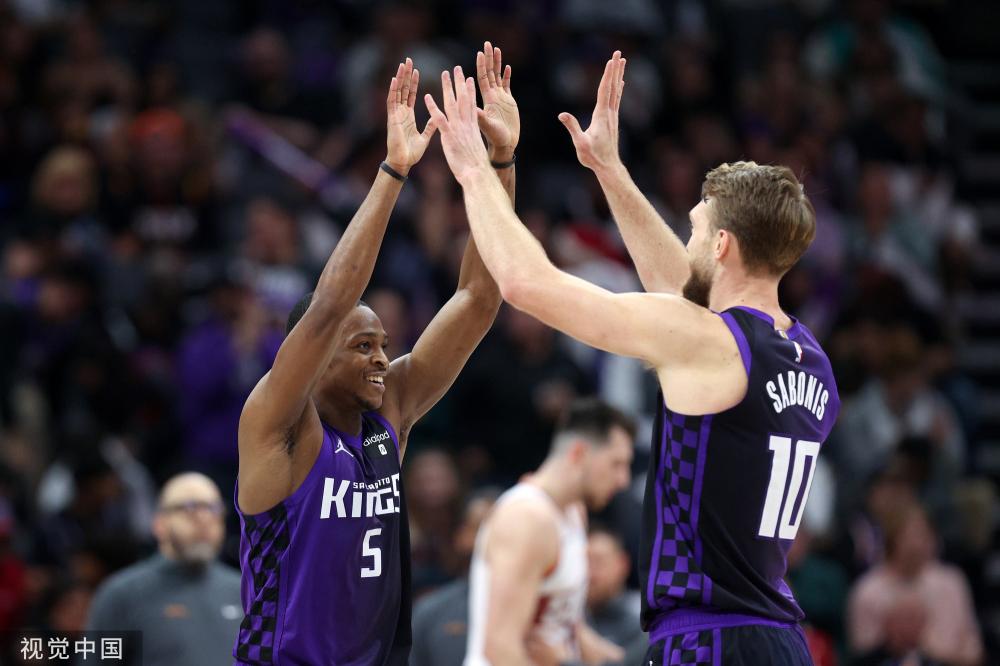 赛中两队的 赛中两队的