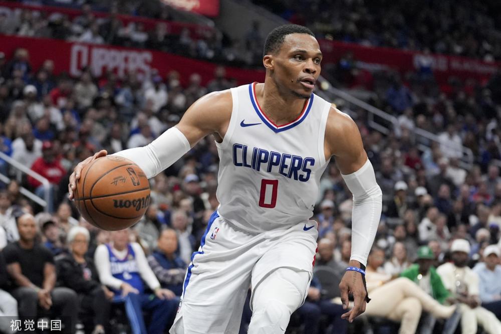 赛季中表现 赛季中表现